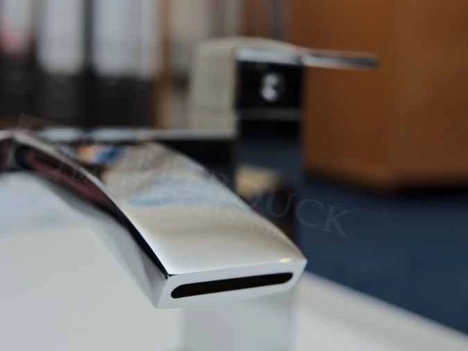 Lauder Bath Filler Tap - Highlife Bathrooms - Image 2