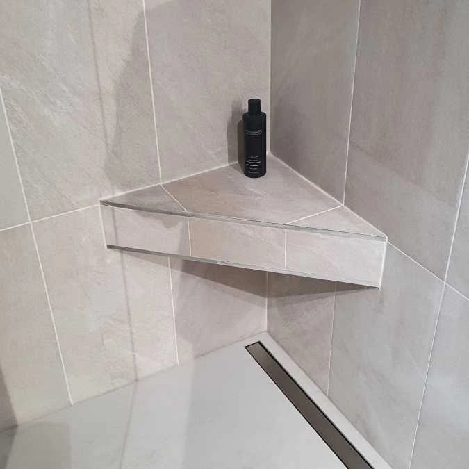 Wedi Sanoasa Tileable Corner Seat - 600 X 300 X 100mm - Image 4