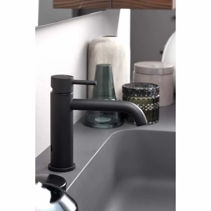 Vema Maira Matt Black Basin Mixer Tap (DITS1226) - Image 3